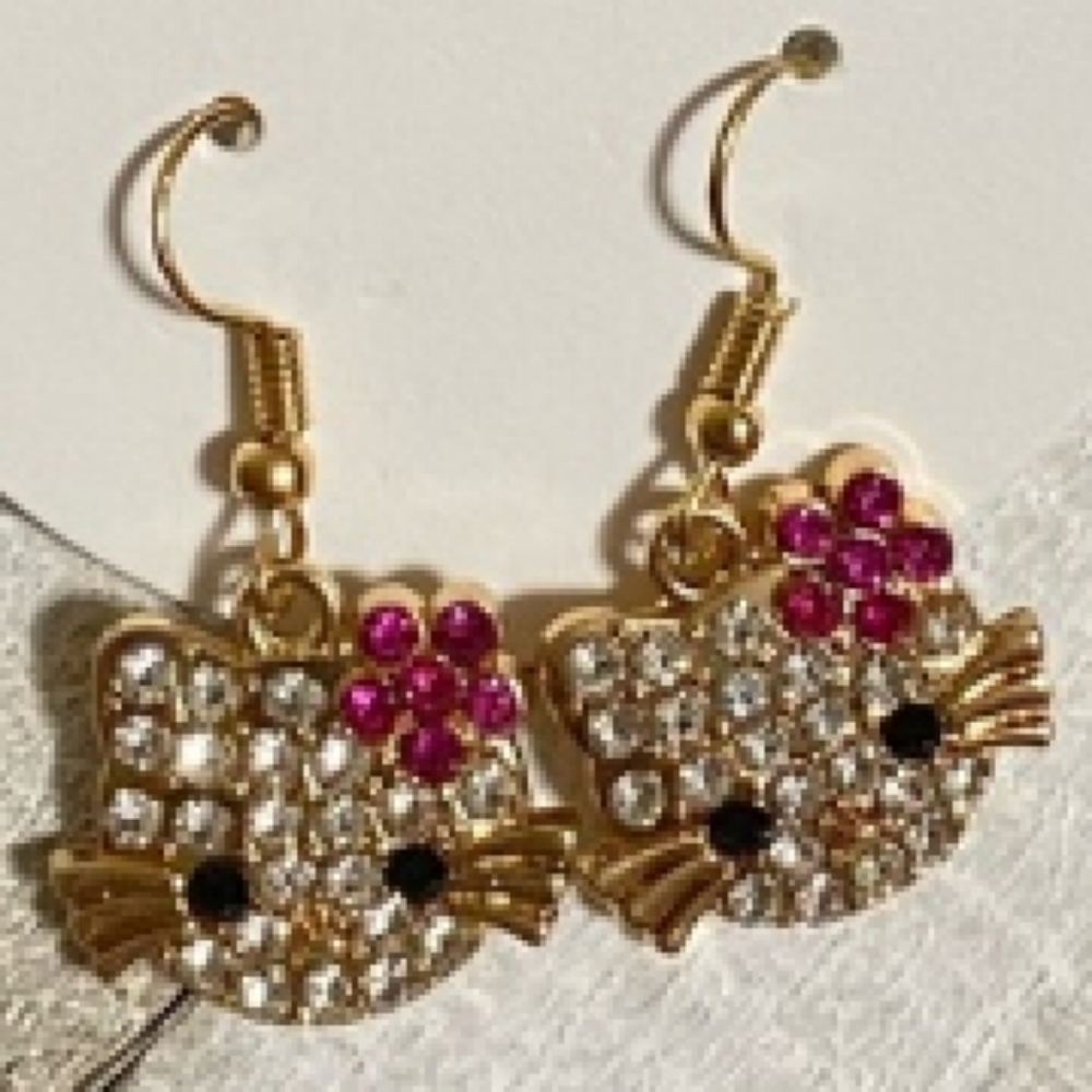 Kitty Cat Earrings Rhinestone crystal ss pierced earwire Hello Kitty Sanrio 1 pr - Picture 7 of 9